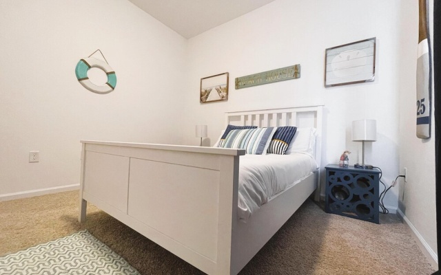 photo 5 of 13233 NEW 3BR Beach House Theme Air Base