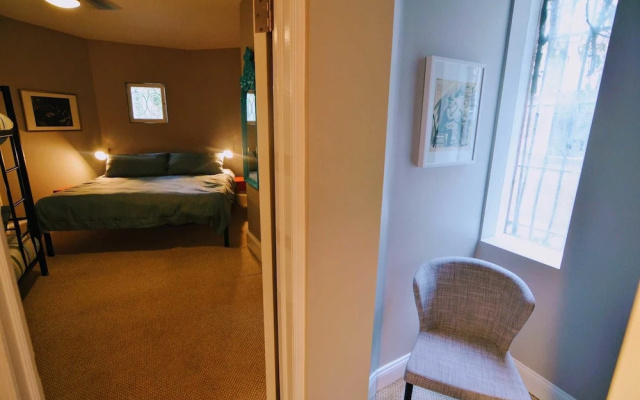 photo 3 of 1331 Northwest Apartment #1066 - 1 Br Apts