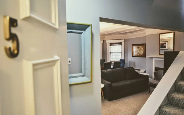 photo 4 of 1331 Northwest Apartment #1070 - 1 Br Apts