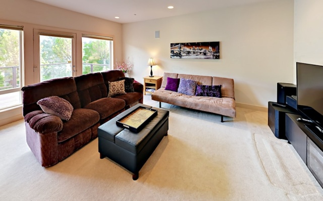photo 5 of 14341 SE 84th CT Home 5 Bedrooms 3.5 Bathrooms Home