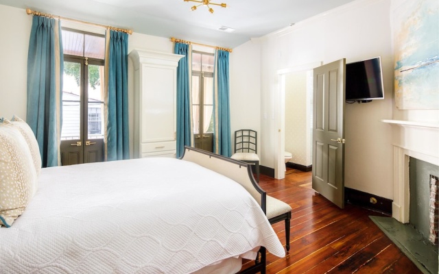 photo 4 of 154 C Spring Street - 3 BR / 2 BA Holiday home 3