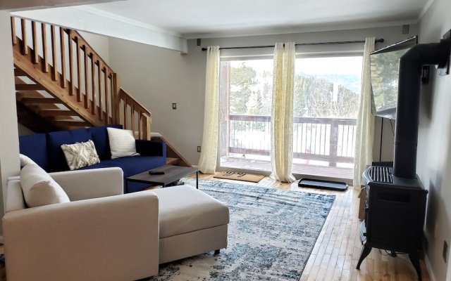 photo 4 of #1774 Baldy Mountain Townhome, 2 Bedroom + Sleeping Alcove & Loft - 2 Bath, Free Shuttle to Town. Views!
