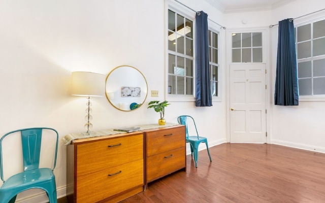 photo 5 of 1832 Airy 4 BR in Garden District