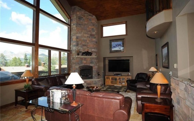 photo 4 of 185 S Fuller Placer (Private Home) Holiday home 6