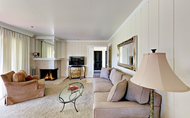 photo 4 of 1-Bedroom Condo Near Trails #SILV266C