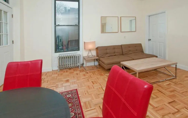 photo 4 of 2 Bedroom Apt Midtown East 28 Street