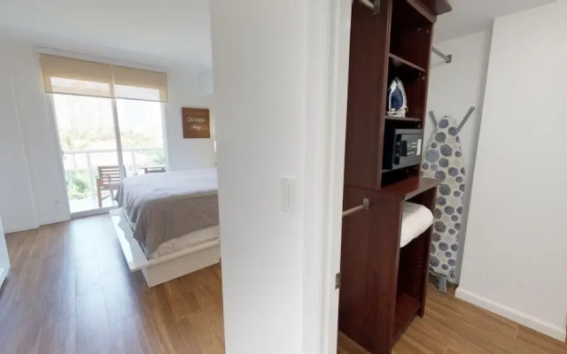 photo 2 of 2 Bedroom +den / 2 Bath Apart @ Ocean Reserve 426