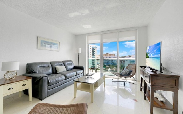 photo 4 of 2 Bedrooms 2 Full Bathrooms Apt. on the Beach