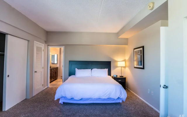 photo 3 of 2 BR Apartment Pool Sleeps 6