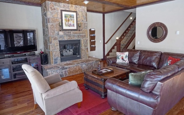 photo 2 of 2095 Vermont Rd W Plus - 6 Br Home