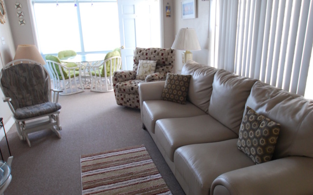 photo 5 of 2710 W Ocean Front 68169 by RedAwning
