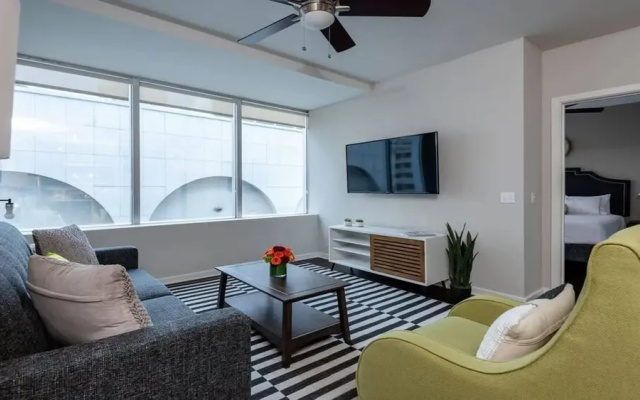 photo 2 of Bold Cozy Suites w/pool, gym, roof #2
