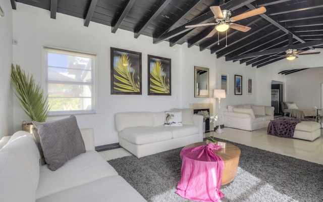 photo 3 of 2BR 2BA Miami House by JOS17