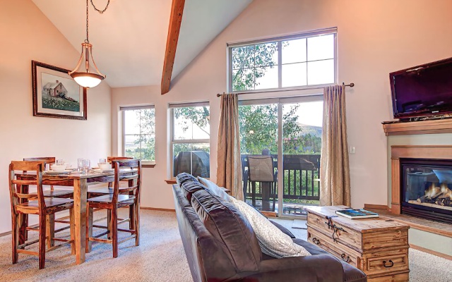 photo 3 of 2BR 3BA Townhome in Frisco by RedAwning