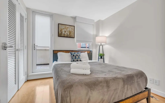 photo 2 of 2br Furnished Apartment Near Smithsonian 2 Bedroom Apts by RedAwning