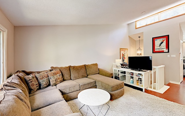 photo 2 of 3073 Bellflower Drive Condo Unit 2
