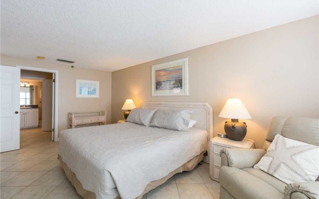 photo 4 of #312 Beach Place s - 3 Br condo by RedAwning