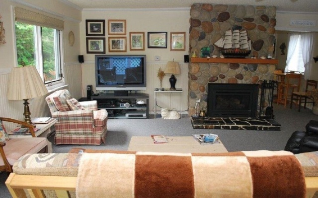 photo 5 of 350 10th Ave