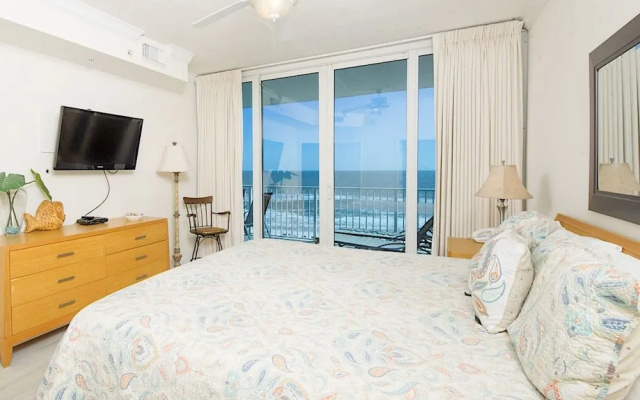 photo 3 of 365 E Beach Blvd Condo Unit 604