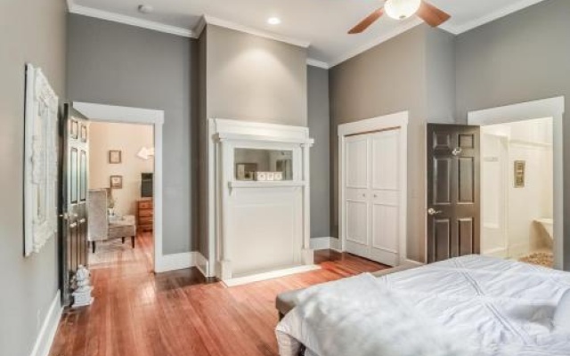 photo 3 of 3Br 2BA Enchanting Nashville Cottage by RedAwning