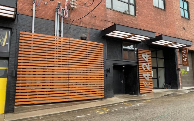 photo 5 of 3E-*New* 5 min to UPMC Shadyside, sleeps 4