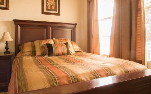 photo 2 of 4 Bed 4981