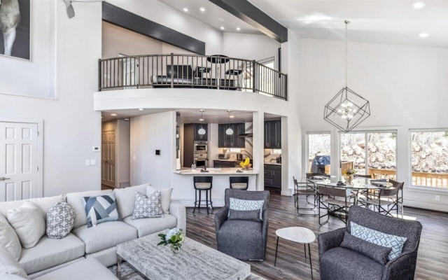 photo 2 of 4 Bedroom Luxury Home in East Vail