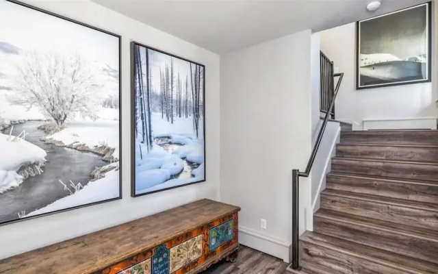 photo 5 of 4 Bedroom Luxury Home in East Vail