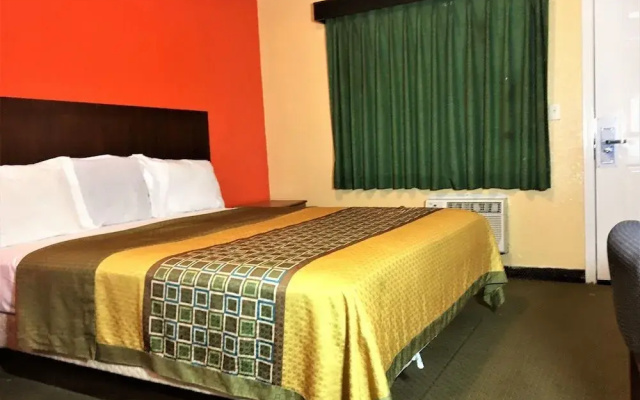 photo 3 of 4 Star Motel