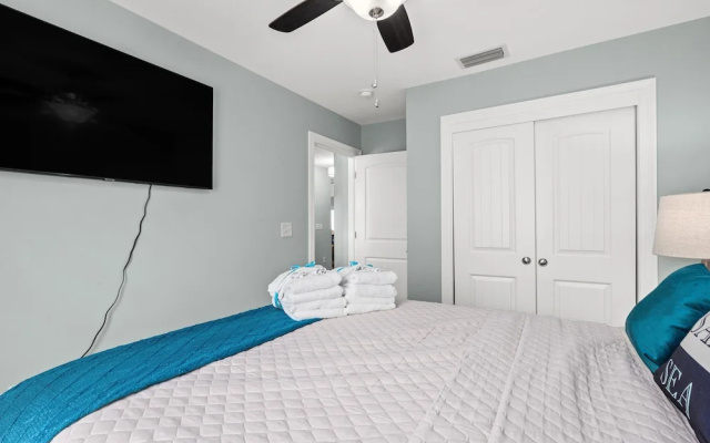 photo 5 of Coral Cabana - 3BD 2BA Home Close to Beach w/ Optional Golf Cart!