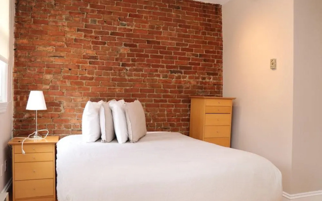 photo 3 of Maverick Suites at 402 Columbus Ave