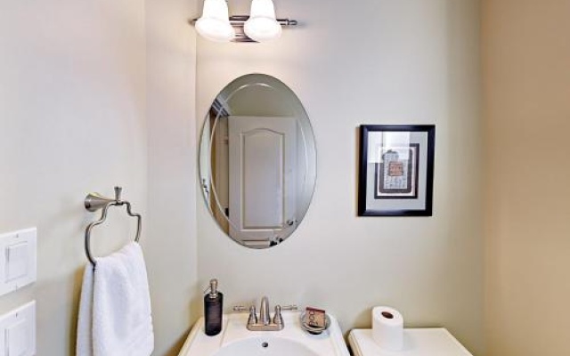 photo 5 of 4415 West Seattle Townhome - 3 Br townhouse by RedAwning