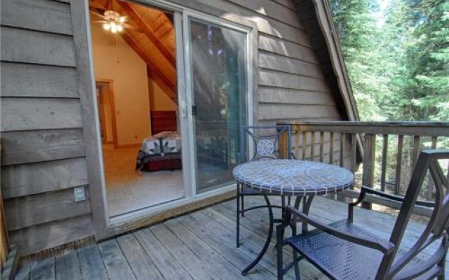 photo 4 of 473 Elm Street - 3 Br Home