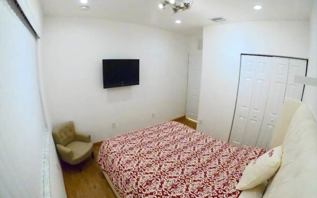 photo 3 of 4BR 3BA Homestead Townhome by ASVR-1490