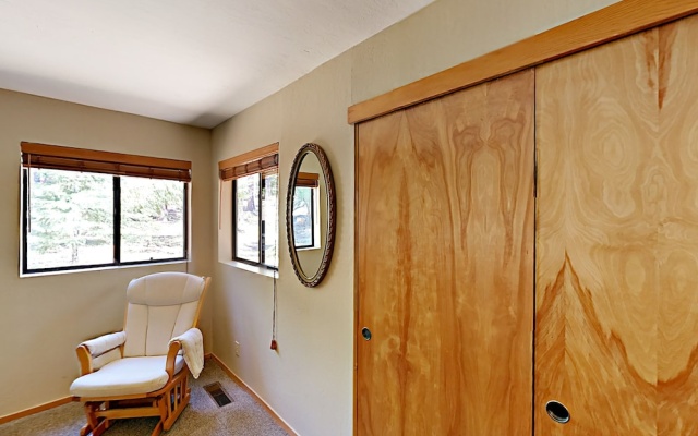 photo 4 of 4BR 3BA Tahoe Donner House by RedAwning