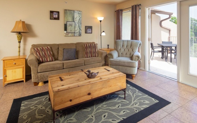 photo 2 of 5 O'clock Somewhere! Ww H302 2 Bedroom Condo by RedAwning