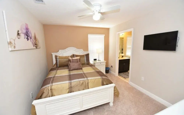 photo 4 of 5165 Oakburne Avenue,