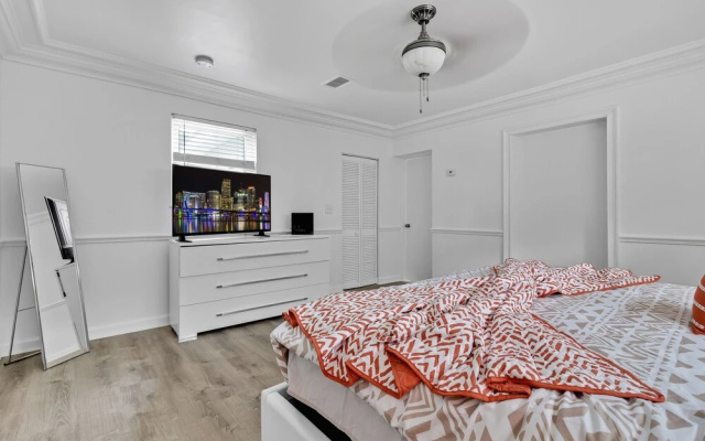 photo 4 of 520 Brickell House
