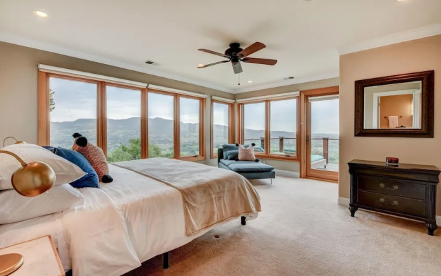 photo 5 of 583 Montecito Napa Home 3 Bedrooms 2 Bathrooms Home by Redawning