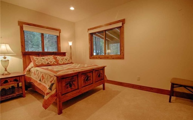 photo 3 of 820 Holly Road - 4 Br Home