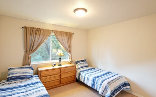 photo 4 of 860 Golden Pheasant Drive Townhouse 3 Bedrooms 2.5 Bathrooms Townhouse