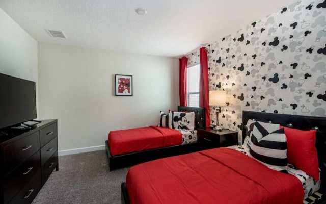 photo 4 of 8942tw 8 Bedroom Villa by RedAwning