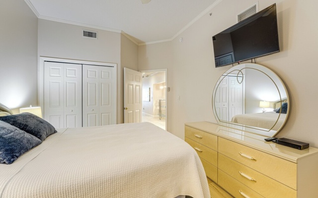photo 5 of 8th Floor Penthouse, Walk to Clearwater Beach