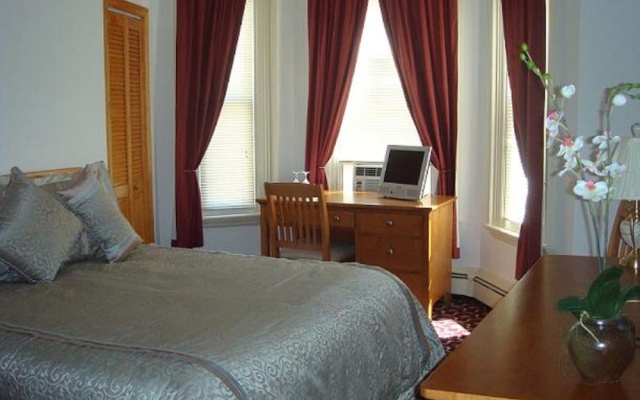 photo 4 of A Cambridge House Inn at Porter