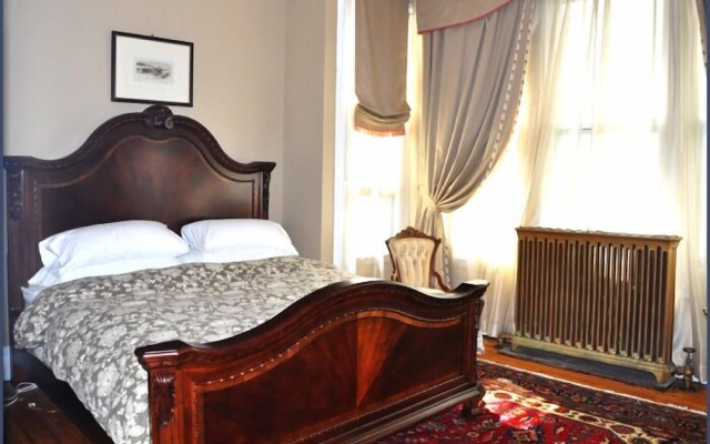 photo 4 of A Kingston Bed & Breakfast