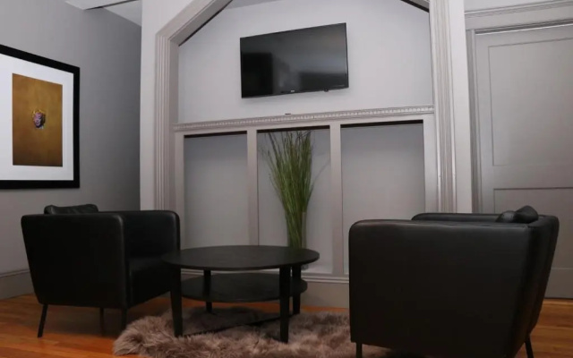 photo 4 of A Stylish Stay w/ a Queen Bed, Heated Floors.. #17