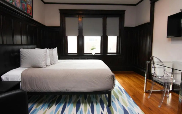 photo 2 of A Stylish Stay w/ a Queen Bed, Heated Floors.. #37