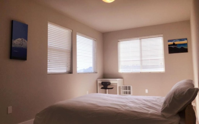 photo 4 of A View Home at Eastlake