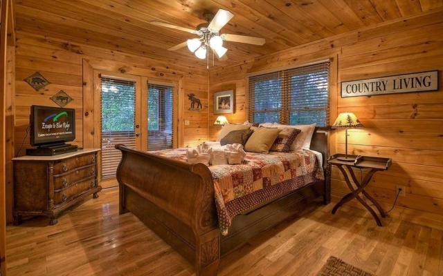 photo 3 of Above It All by Escape to Blue Ridge