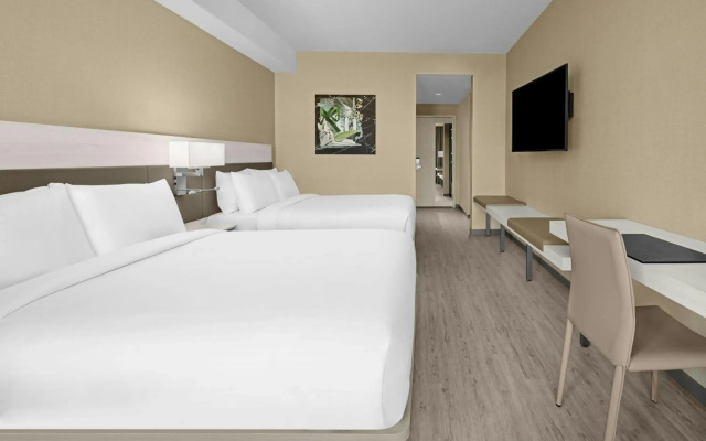 photo 4 of AC Hotel by Marriott Washington DC Capitol Hill Navy Yard